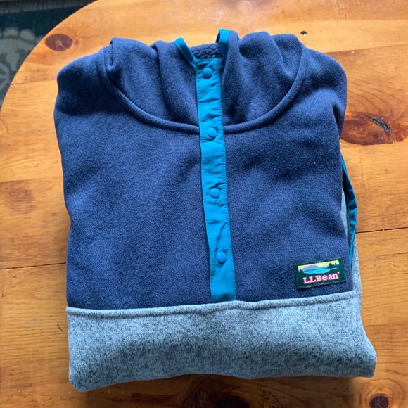 LL Bean pullover - Picture 2 of 9